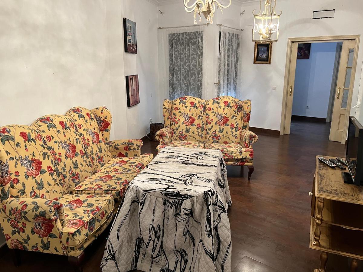 Apartamento En Pleno Centro De Marchena 3 Dormitorios 3 Banos Privados Экстерьер фото